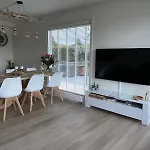 Semesterbostad Luxe Watervilla Met Eigen Aanlegsteiger Geschikt Voor Maximaal 6 Personen In Recreatiegebied De Gouden Ham In